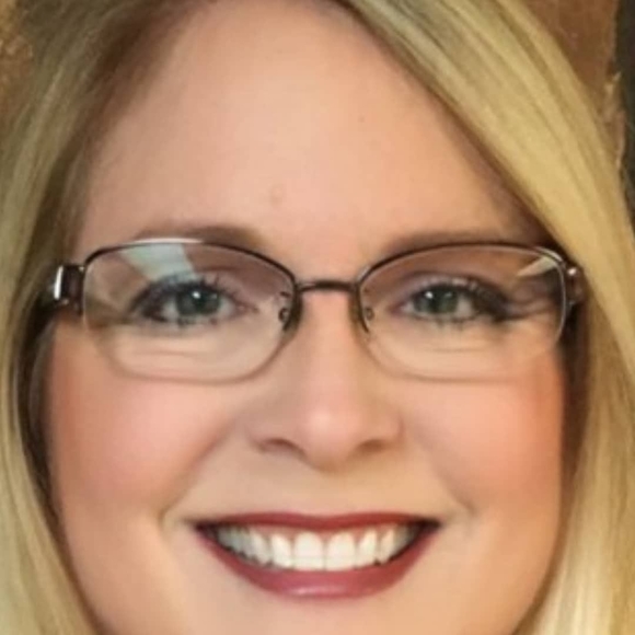 Meet your Posher, Kim - Picture 1 of 1